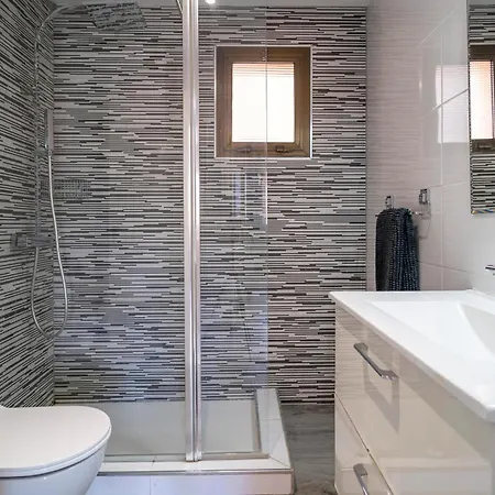 3 Bedroom Cozy In Lagunas De Mijas Apartment La Cala De Mijas