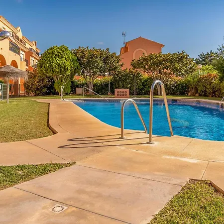 3 Bedroom Cozy In Lagunas De Mijas Apartment