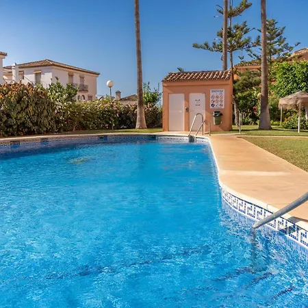 3 Bedroom Cozy In Lagunas De Mijas